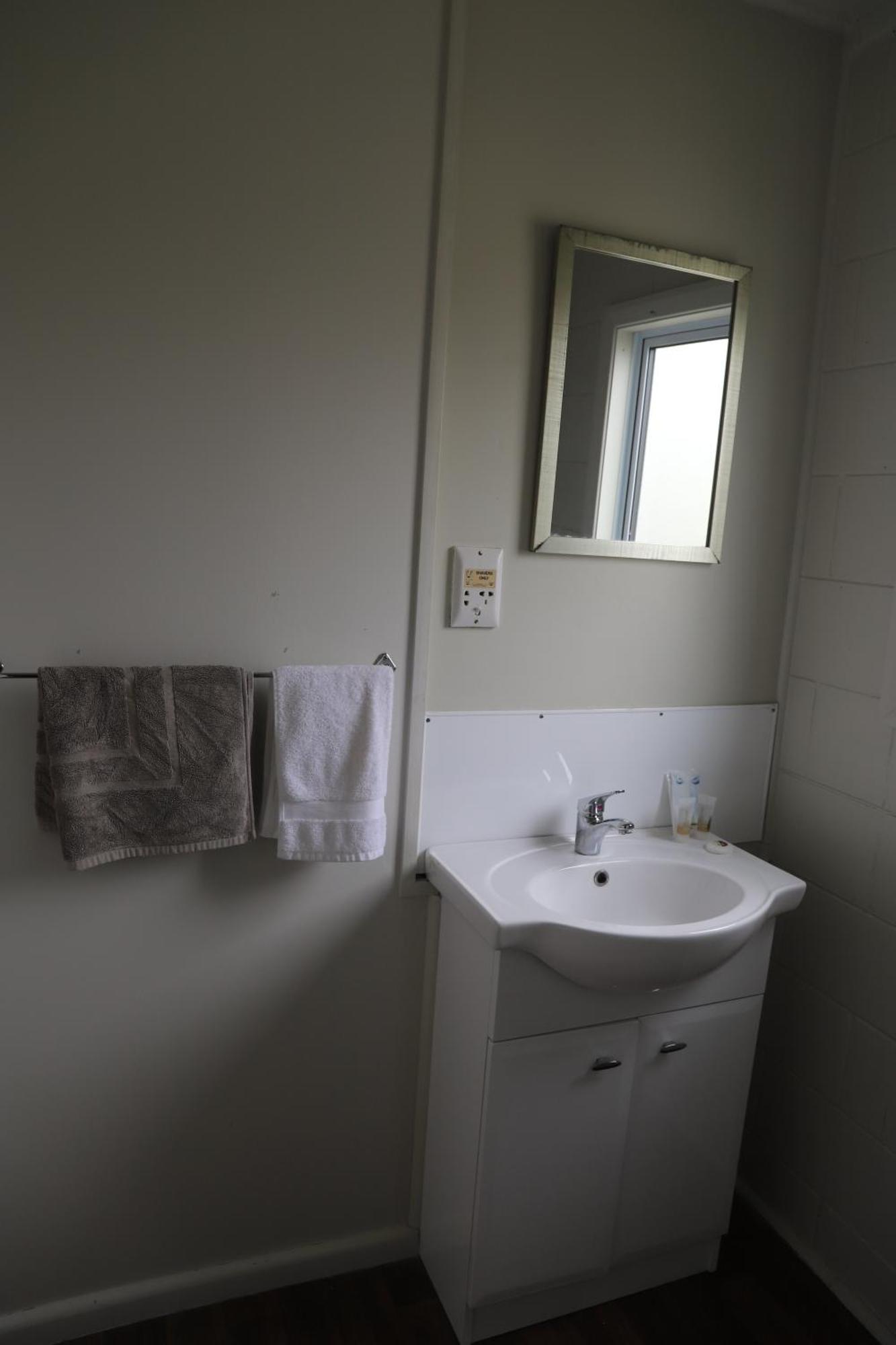 Sierra Beachfront Motel Kaikoura Dış mekan fotoğraf