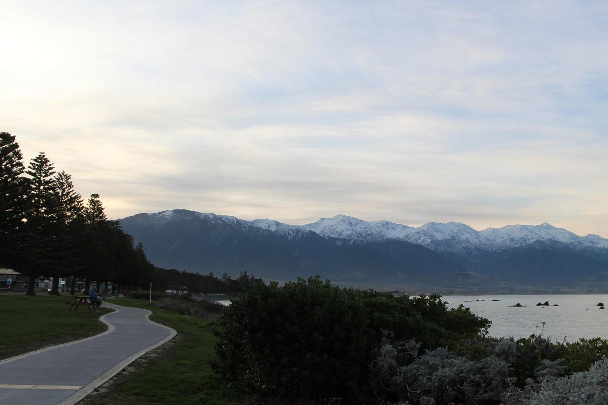 Sierra Beachfront Motel Kaikoura Dış mekan fotoğraf