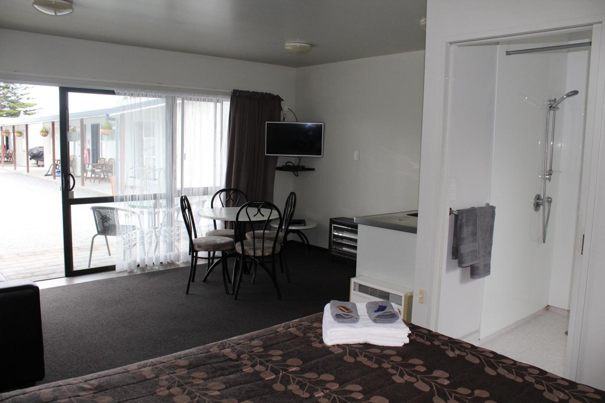 Sierra Beachfront Motel Kaikoura Dış mekan fotoğraf
